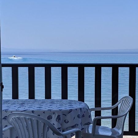Seafront Apartment Pefkohóri Kültér fotó