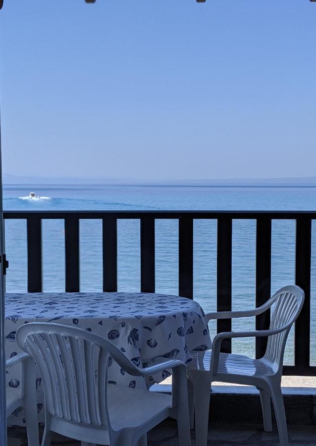 Seafront Apartment Pefkohóri Kültér fotó