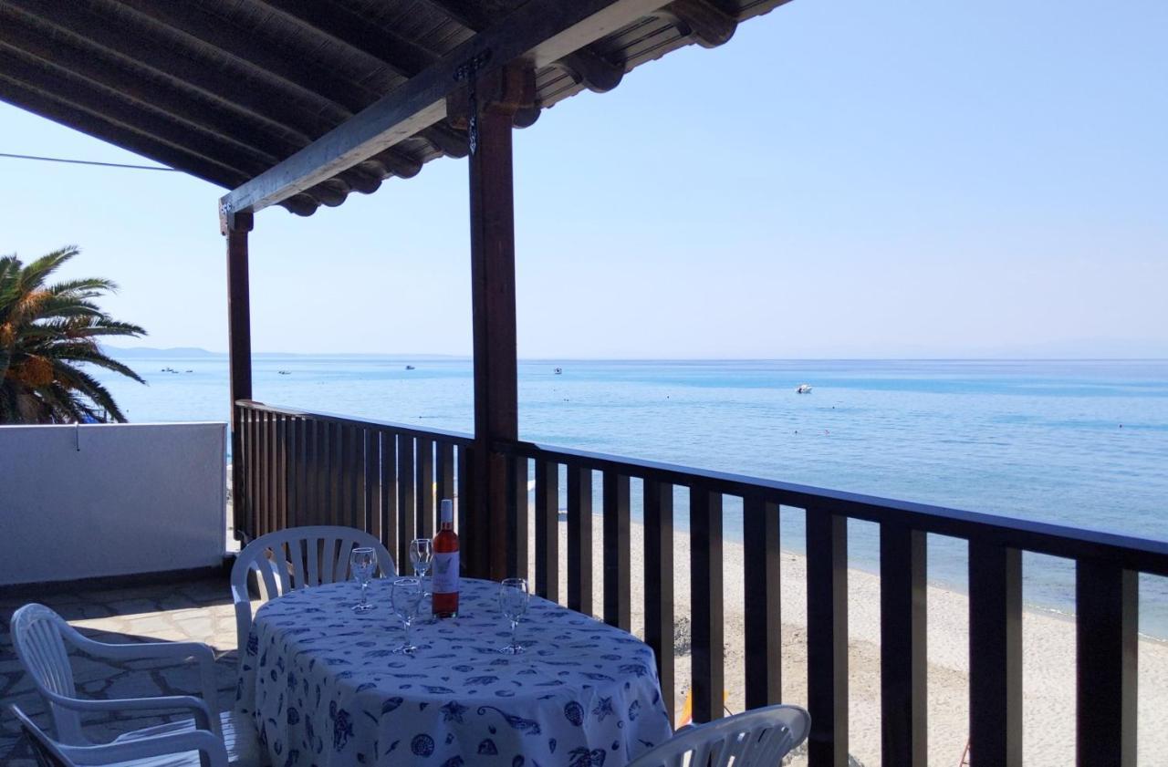 Seafront Apartment Pefkohóri Kültér fotó