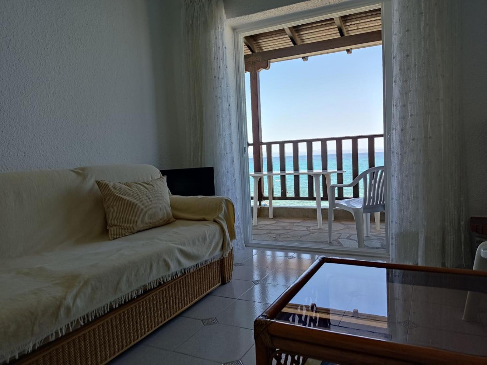 Seafront Apartment Pefkohóri Kültér fotó